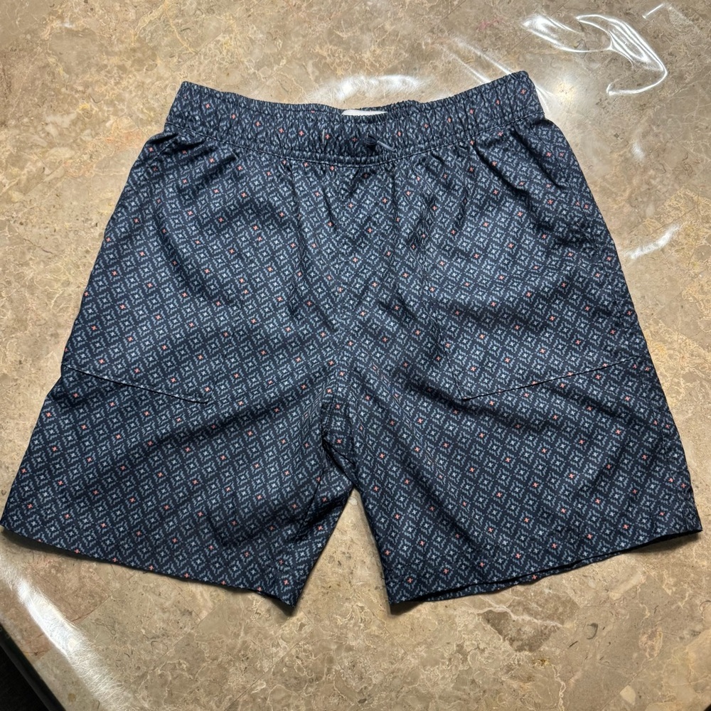 Abercrombie Kids Blue Patterned Shorts size 15/16